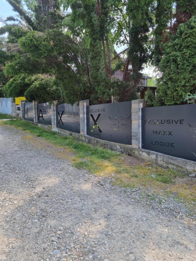 Maxx Lodge Bacău Exterior foto